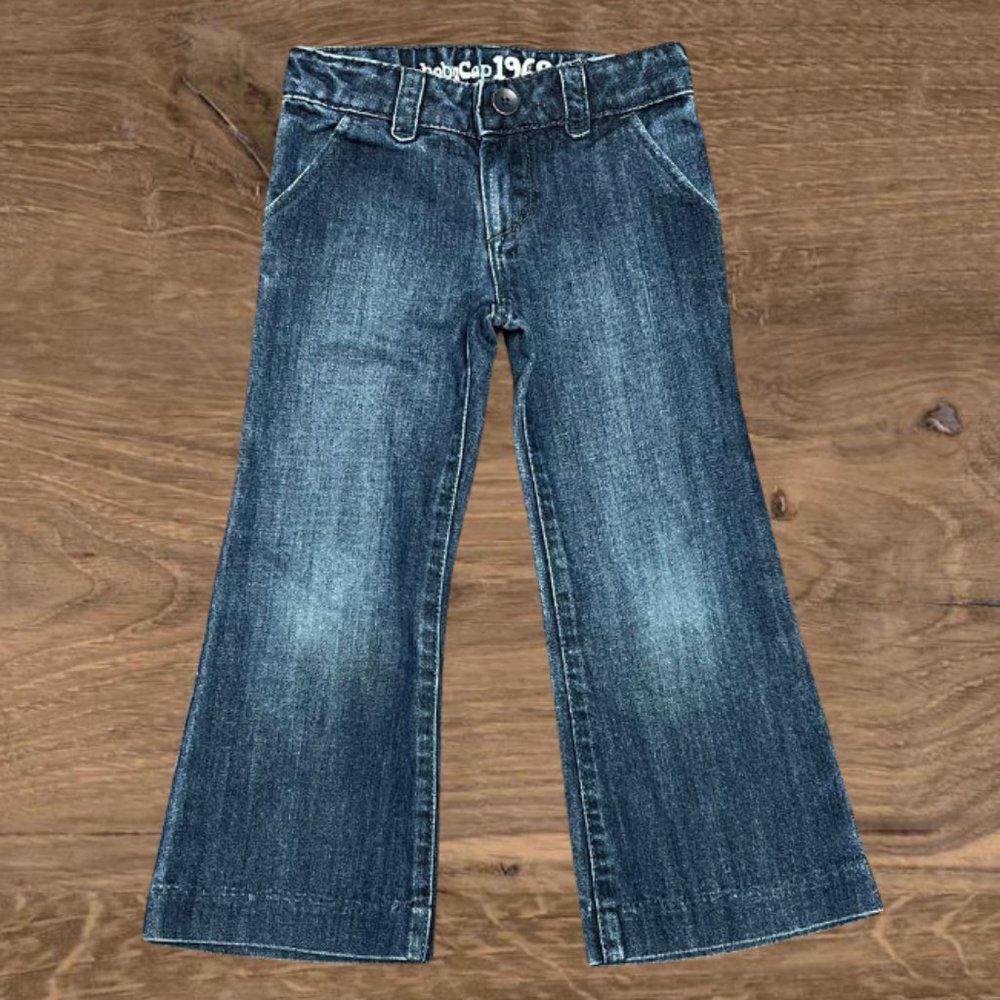 Baby Gap Girls Lil’ Wide Leg Medium Wash Jeans – Size 4 Years